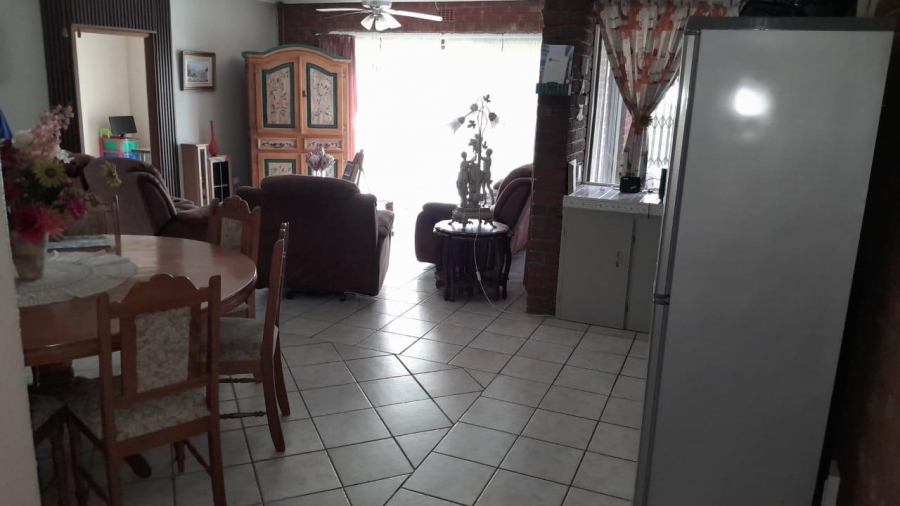 5 Bedroom Property for Sale in Riebeeckstad Free State